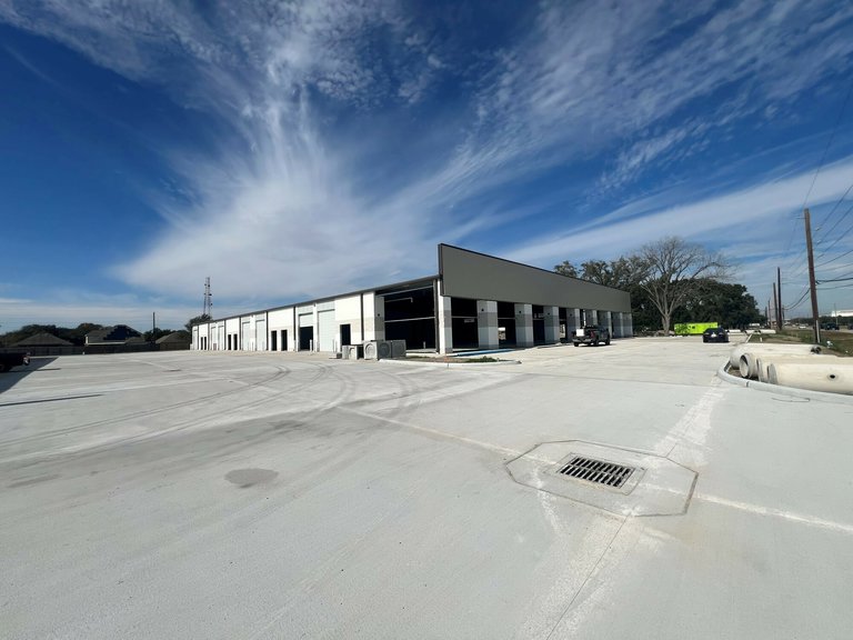 8815 Jackrabbit Rd, Houston, TX, For Lease, Image-1
