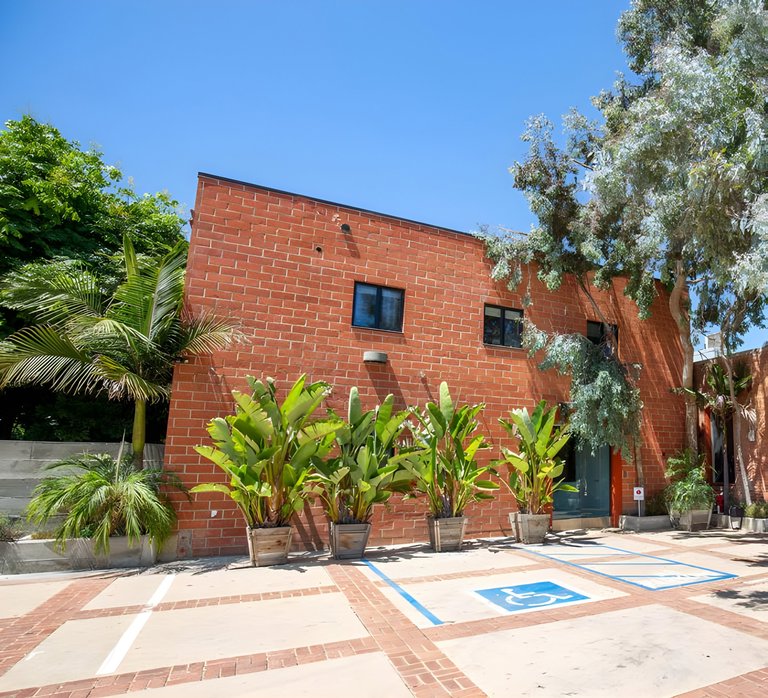 901 Abbot Kinney Boulevard, Venice, CA, For Lease, Image-4