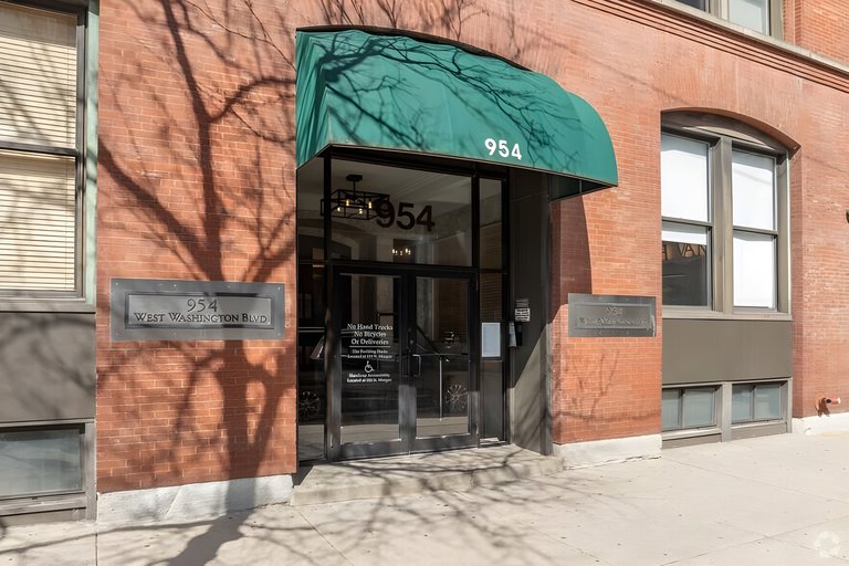 954 W. Washington Boulevard, Chicago, IL, For Lease, Image-1