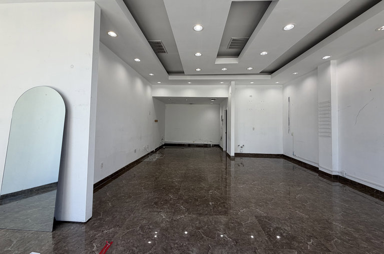 9775 Santa Monica Boulevard, Beverly Hills, CA, For Lease, Image-3