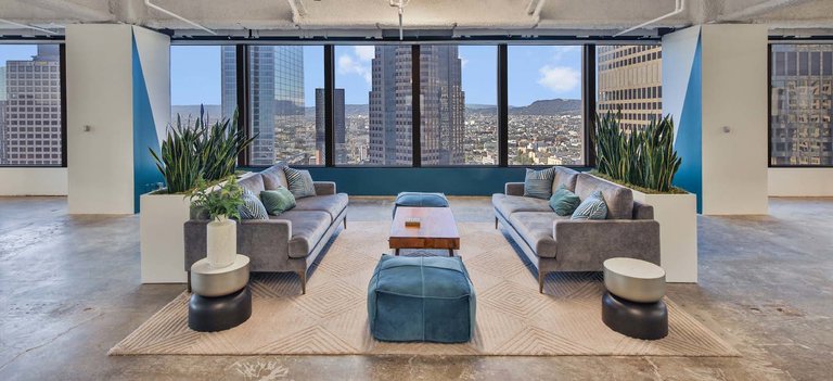 707 Wilshire Boulevard Office photo 6