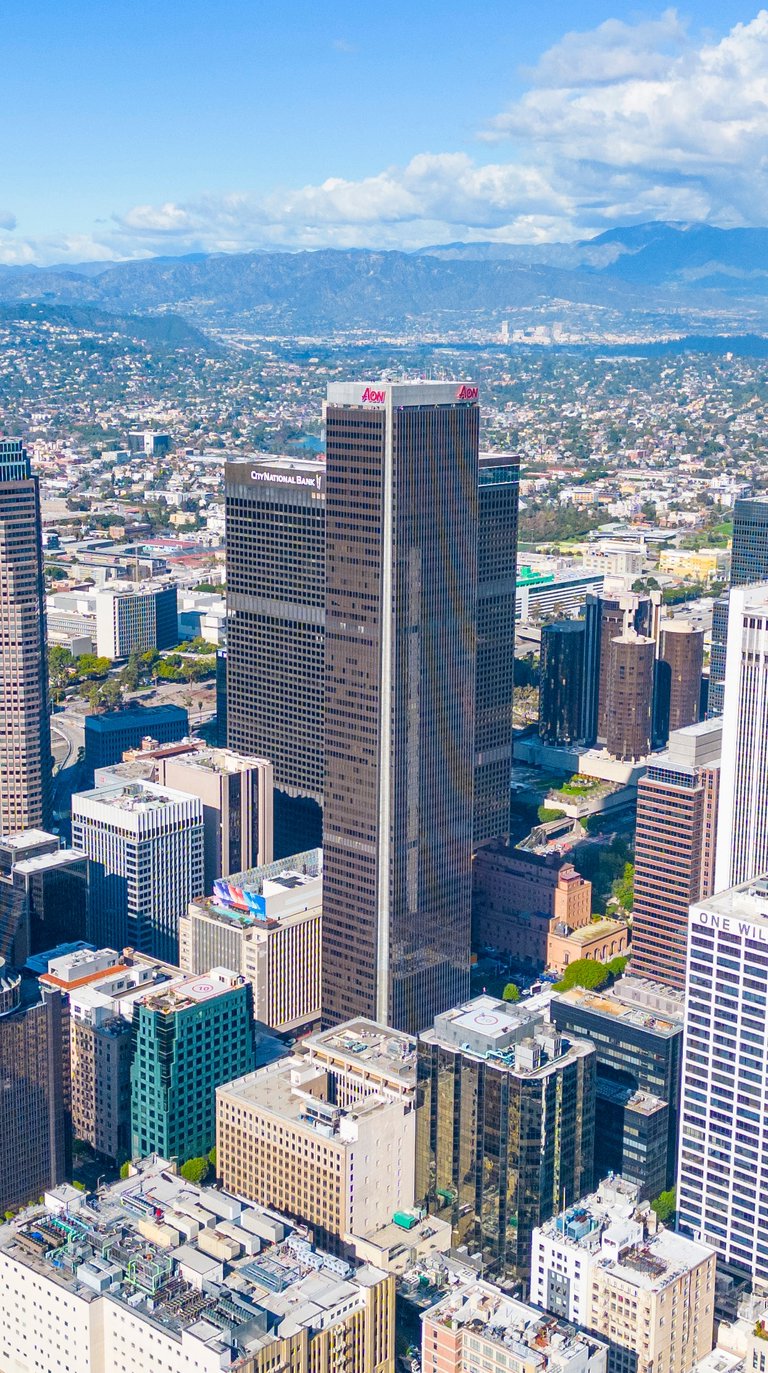 707 Wilshire Boulevard Office photo 2