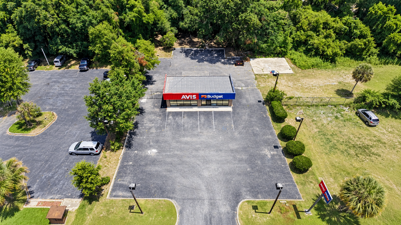 3108 West Tennessee Street Retail