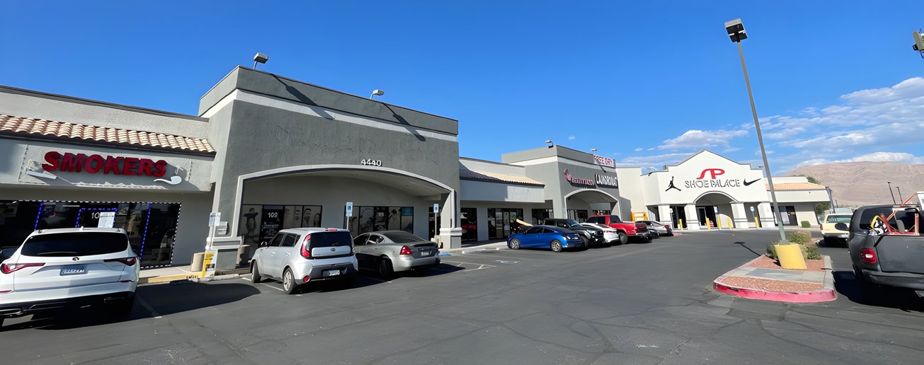 4440 East Washington Avenue Retail