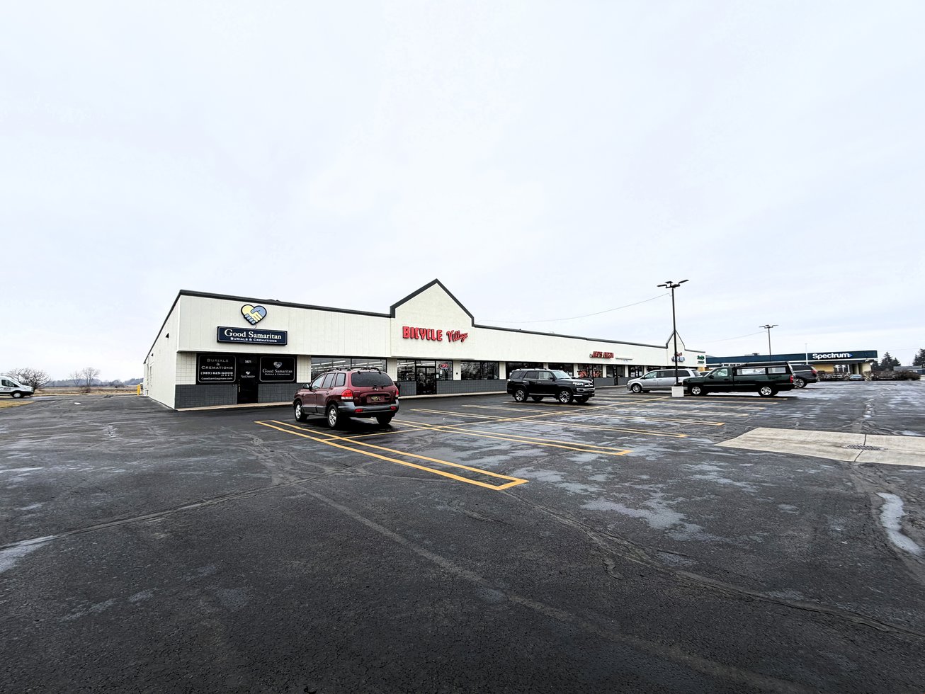 5671 Bay Road Retail