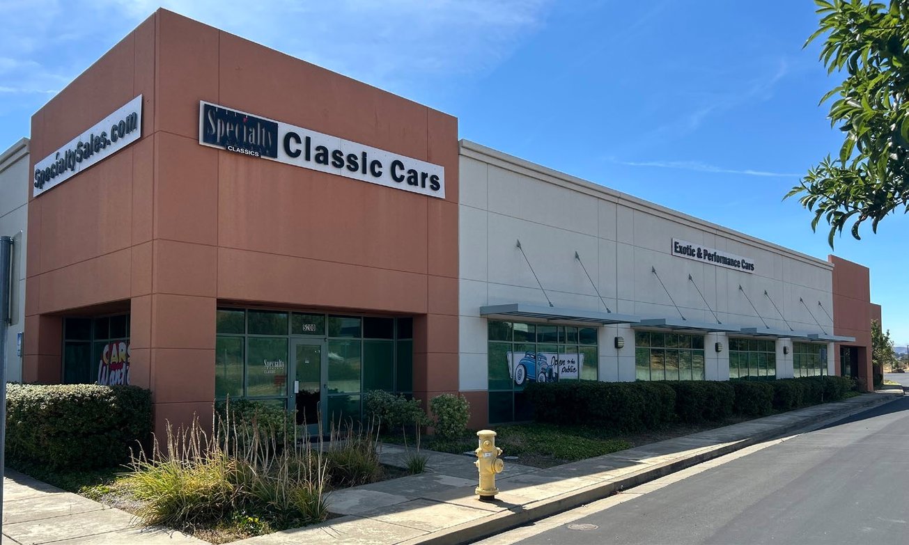 5200-5234 Gateway Plaza Dr - Unit B Retail