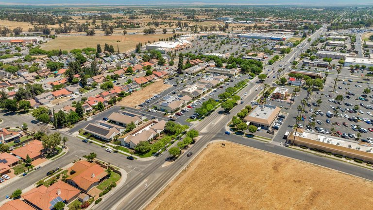 2391 W Cleveland Ave, Madera, CA, For Lease, Image-6