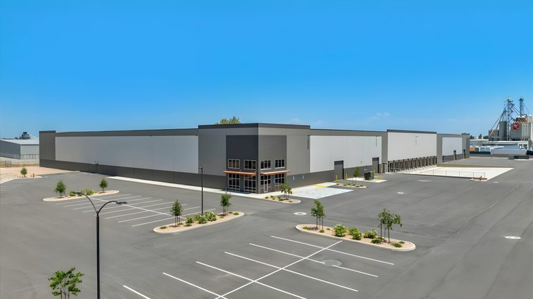 30078 Bradham Dr, Visalia, CA, For Lease, Image-2