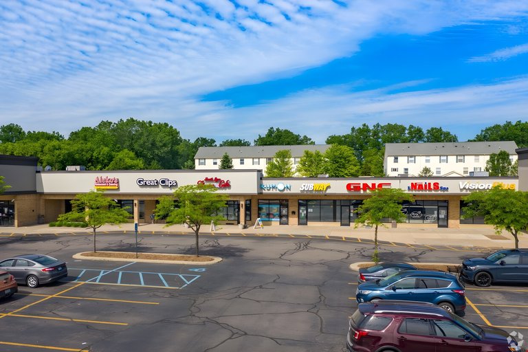 22171 Pontiac Trail, South Lyon, MI, For Lease, Image-5