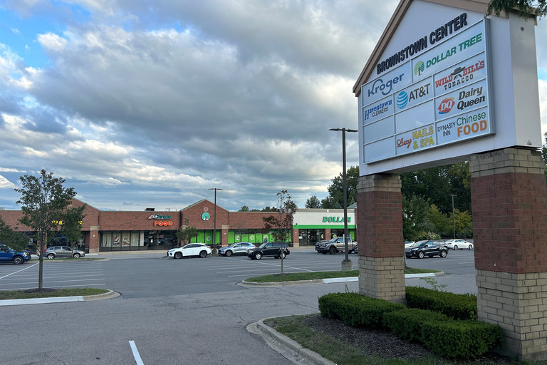 23115–23157 Telegraph Road, Brownstown Charter Township, MI, For Lease, Image-2