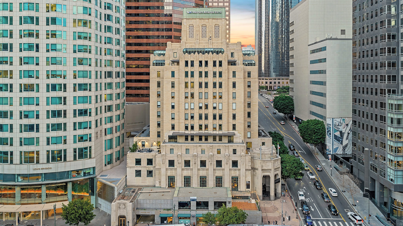 601 W. 5th St Office photo 1