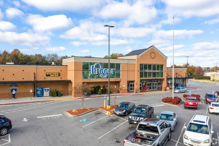 136 West Belmont Drive NW, Calhoun, GA, For Lease, Image-1