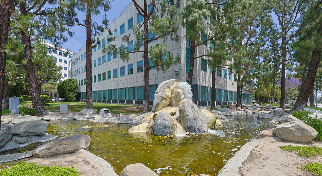 Cerritos Corporate Center - Image 13