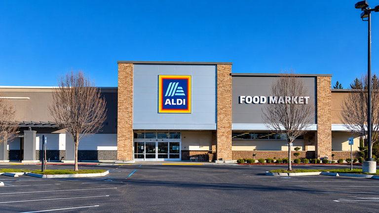 4950 Stockdale Hwy, Bakersfield, CA, For Lease, Image-1