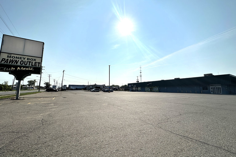 2838 East Court Street, Flint, MI, For Lease, Image-1