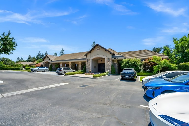 3705 W Beechwood Ave, Fresno, CA, For Lease, Image-4