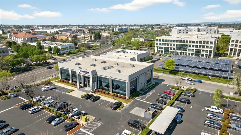7060 N Fresno St, Fresno, CA, For Lease, Image-3