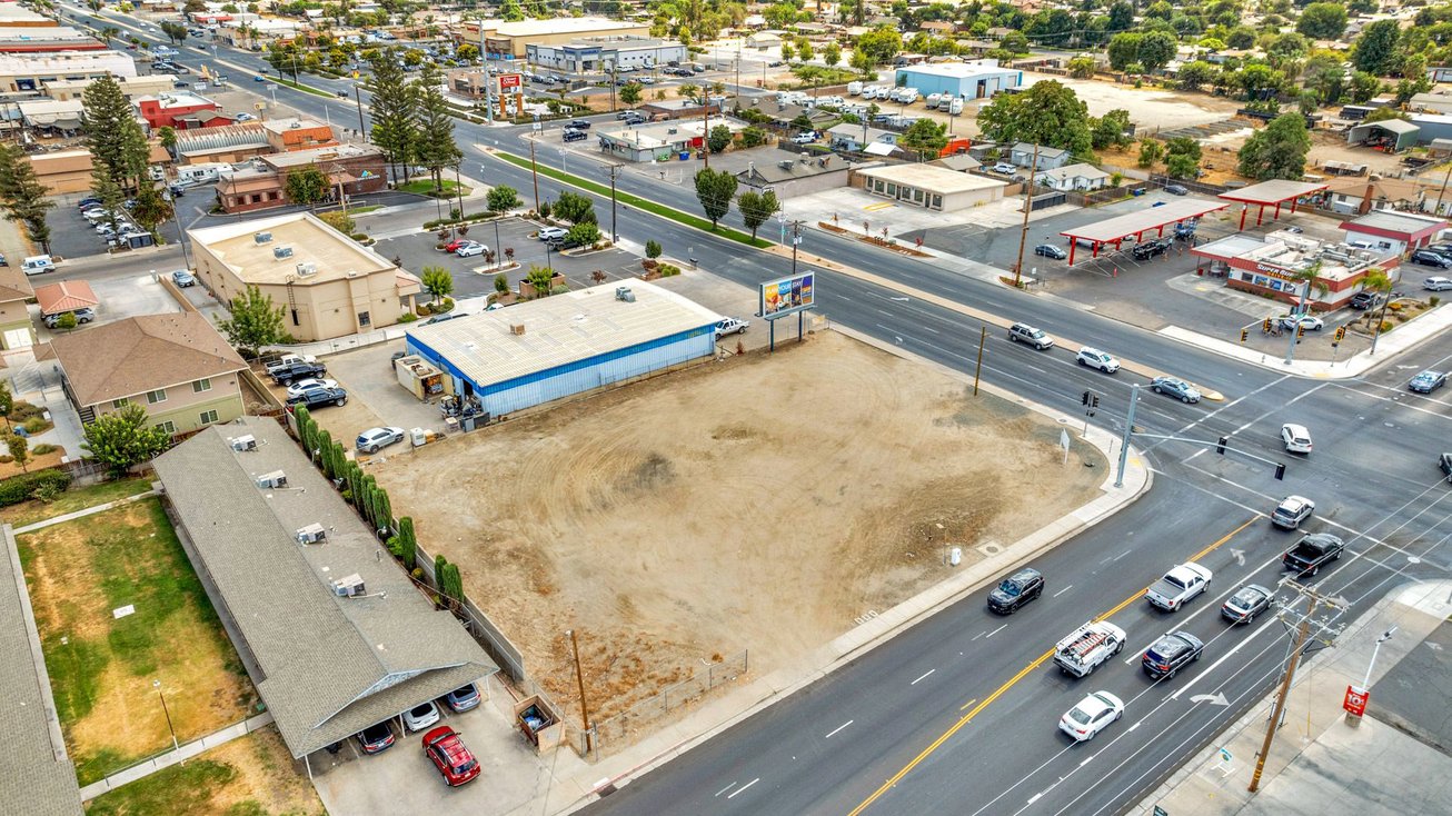 1594 West Olive Avenue Land/Development