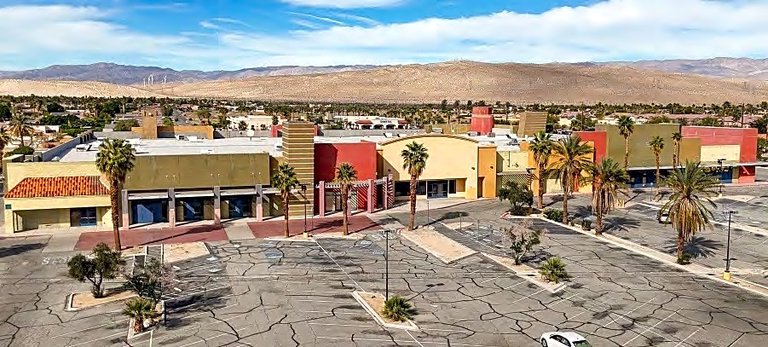 31033 Date Palm Drive Retail photo 3