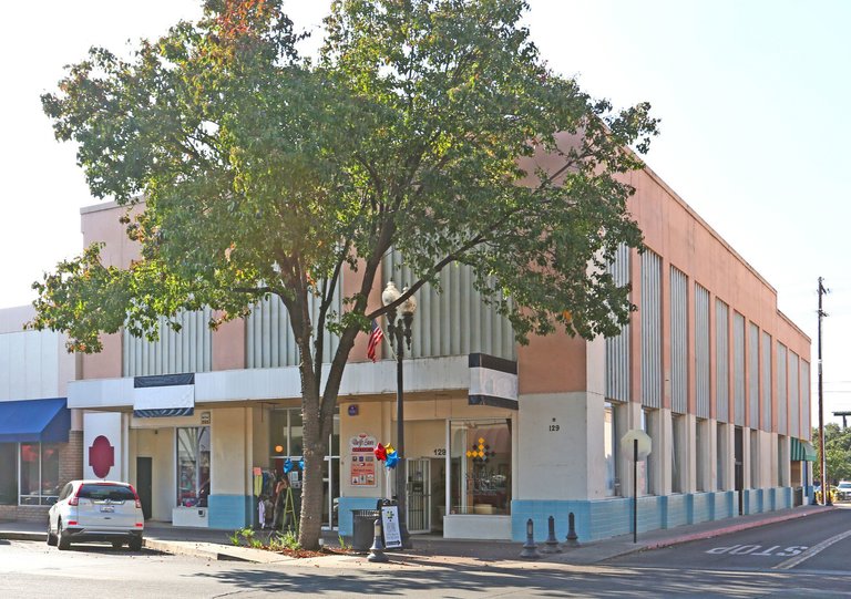 127 N Main St, Porterville, CA, For Lease, Image-2