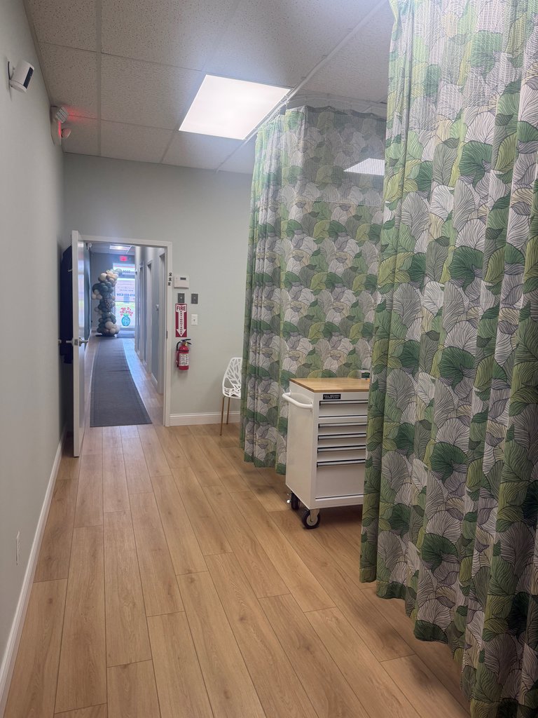 5512-5546 Fenton Road, Flint, MI, For Lease, Image-4