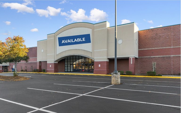 104 Fiddlers Run Boulevard, Morganton, NC, For Lease, Image-2