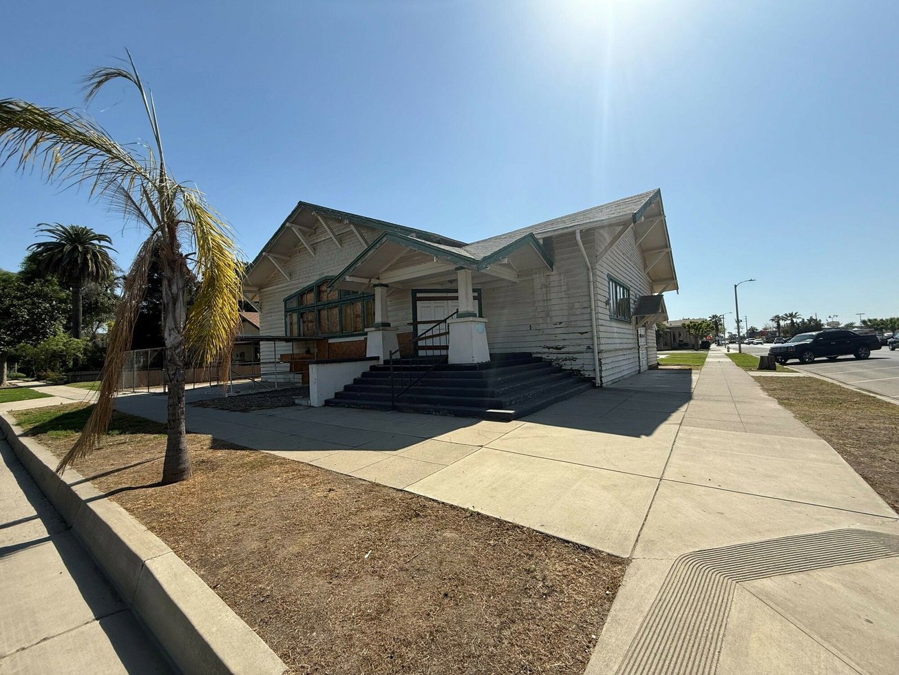284 E Hermosa St, Lindsay, CA, For Sale, Image-1