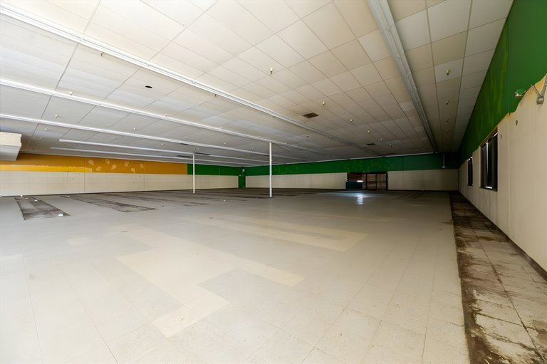 147 W Shaw Ave, Clovis, CA, For Lease, Image-14