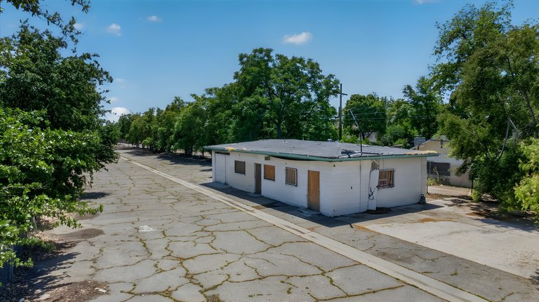 1232 San Joaquin St, Fresno, CA, For Lease, Image-1