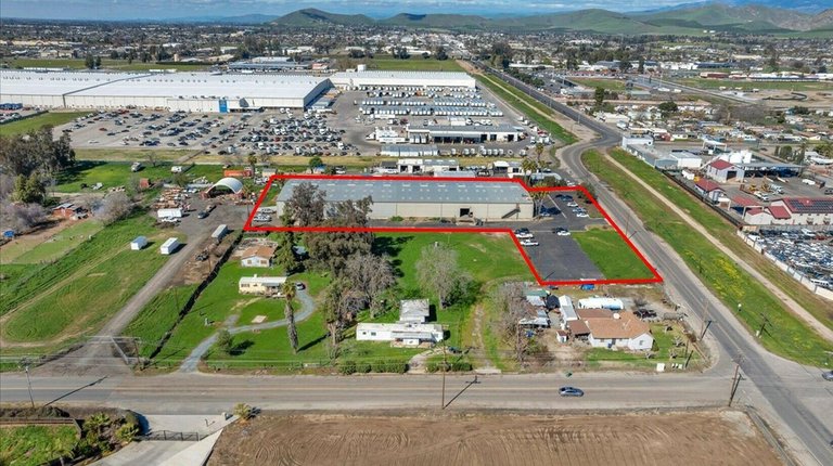 1343 S Main St, Porterville, CA, For Lease, Image-2
