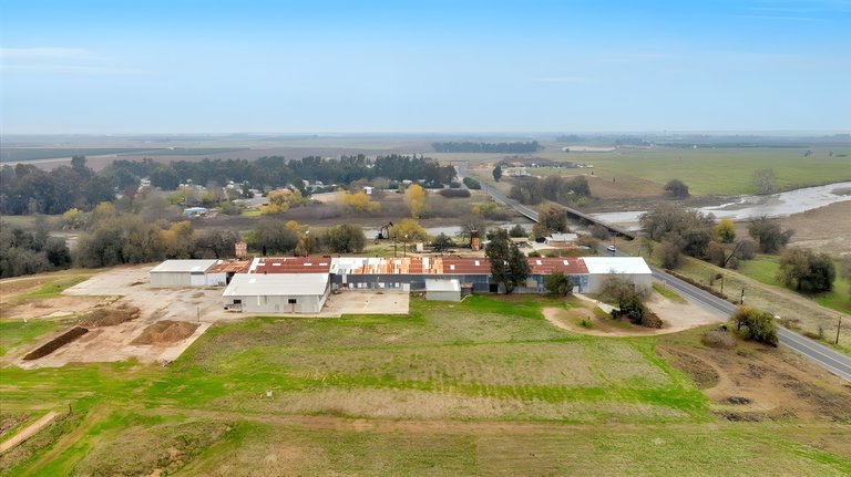 10513 Road 236, Terra Bella, CA, For Lease, Image-2