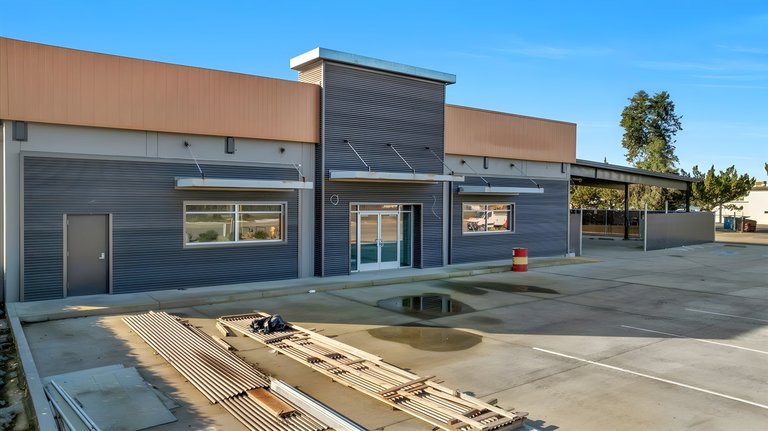 10417 W Goshen Ave, Visalia, CA, For Lease, Image-4