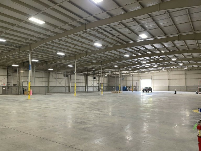 90 West Poplar Ave, Porterville, CA, For Lease, Image-13