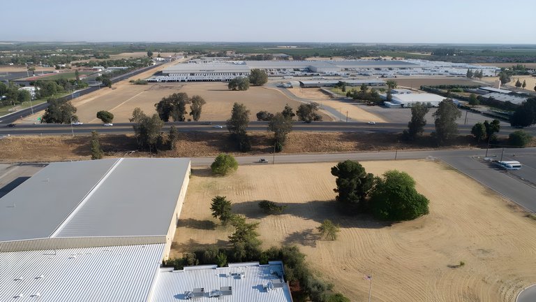 90 West Poplar Ave, Porterville, CA, For Lease, Image-4