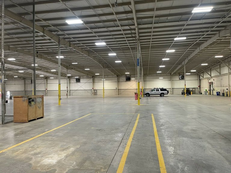 90 West Poplar Ave, Porterville, CA, For Lease, Image-15