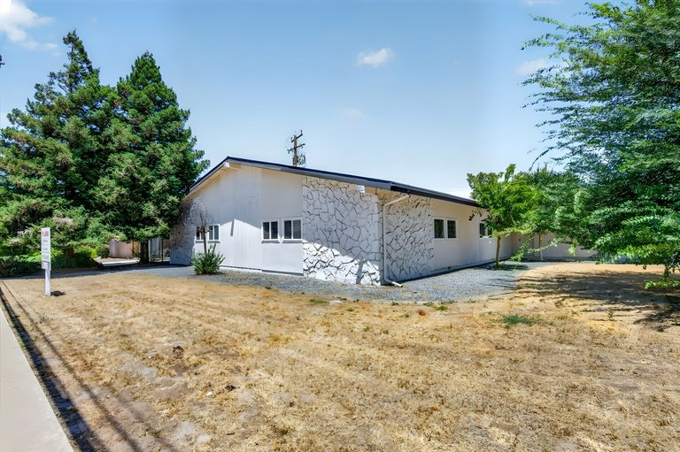 876 W Grand Ave, Porterville, CA, For Lease, Image-5