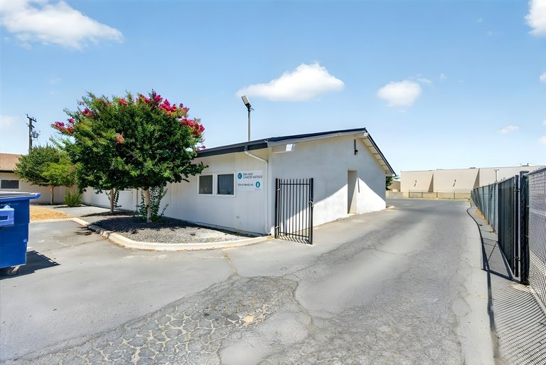 876 W Grand Ave, Porterville, CA, For Lease, Image-10