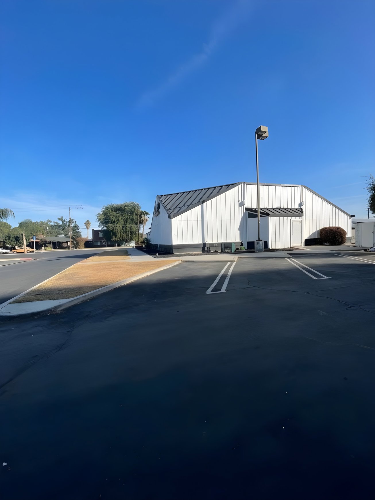 3017 Wilson Rd, Bakersfield, CA, For Sale, Image-2