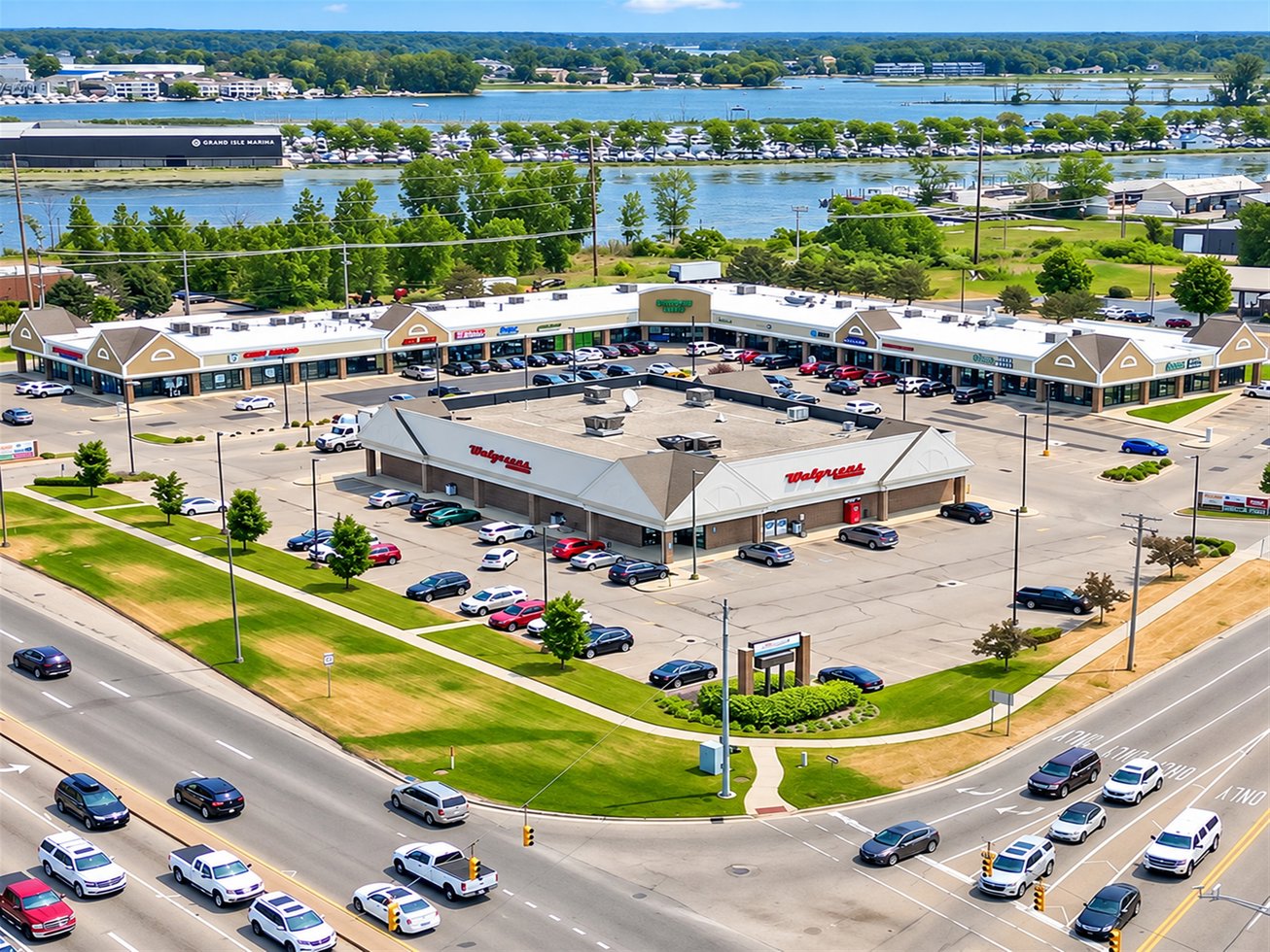 518–628 N Beacon Blvd Retail