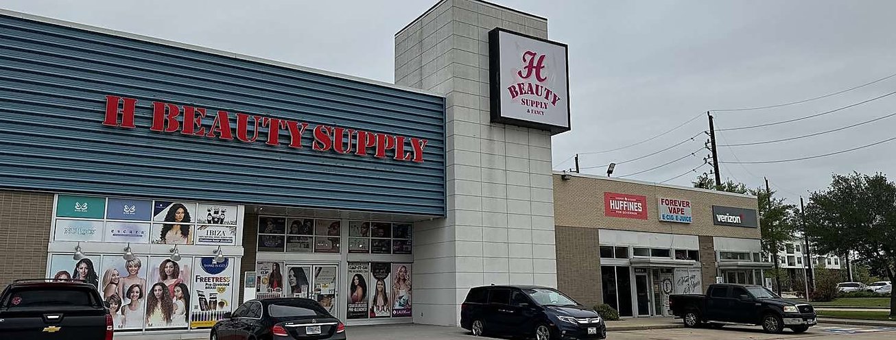 400 West Grand Parkway South Retail