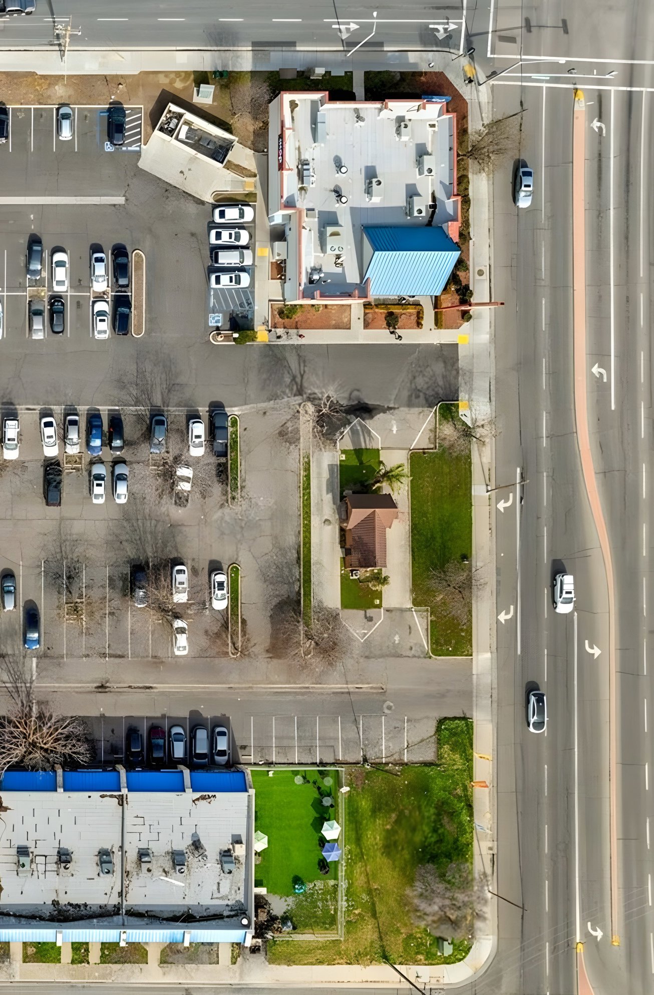 130 West 7th Street, Hanford, CA, For Sale, Image-2