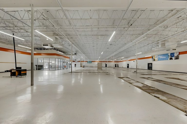 150 South 11th Avenue, Hanford, CA, For Lease, Image-4