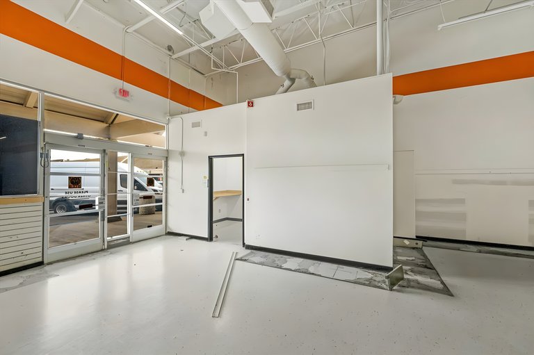 150 South 11th Avenue, Hanford, CA, For Lease, Image-7