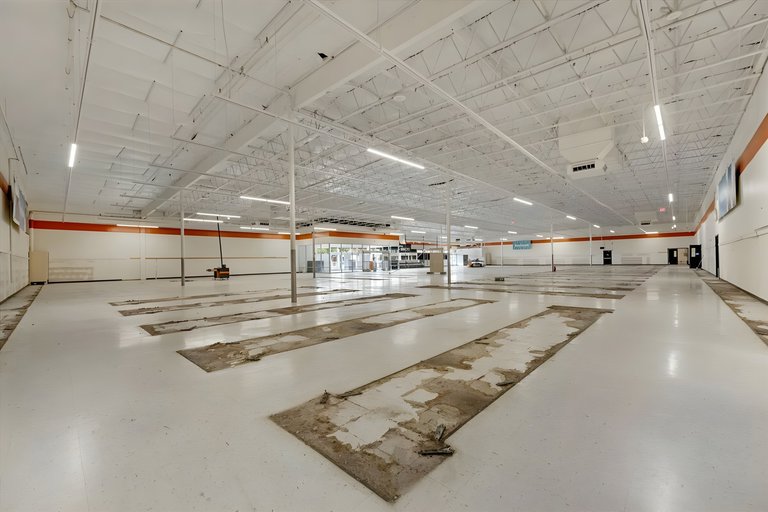 150 South 11th Avenue, Hanford, CA, For Lease, Image-5