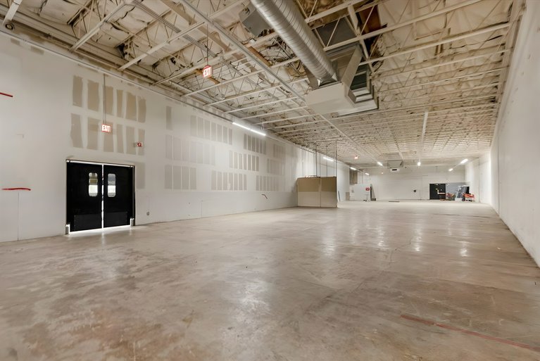 150 South 11th Avenue, Hanford, CA, For Lease, Image-1
