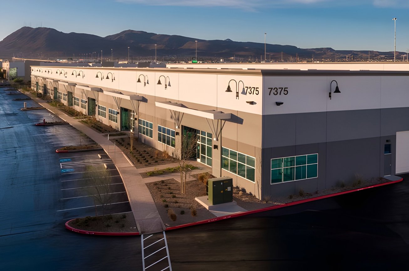 7355 Commercial Way Industrial