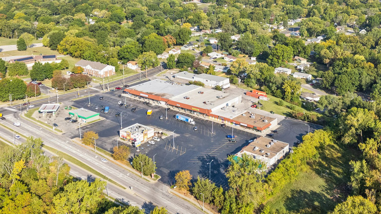 5006 Northeast Parvin Road, Kansas City, MO, For Lease, Image-2