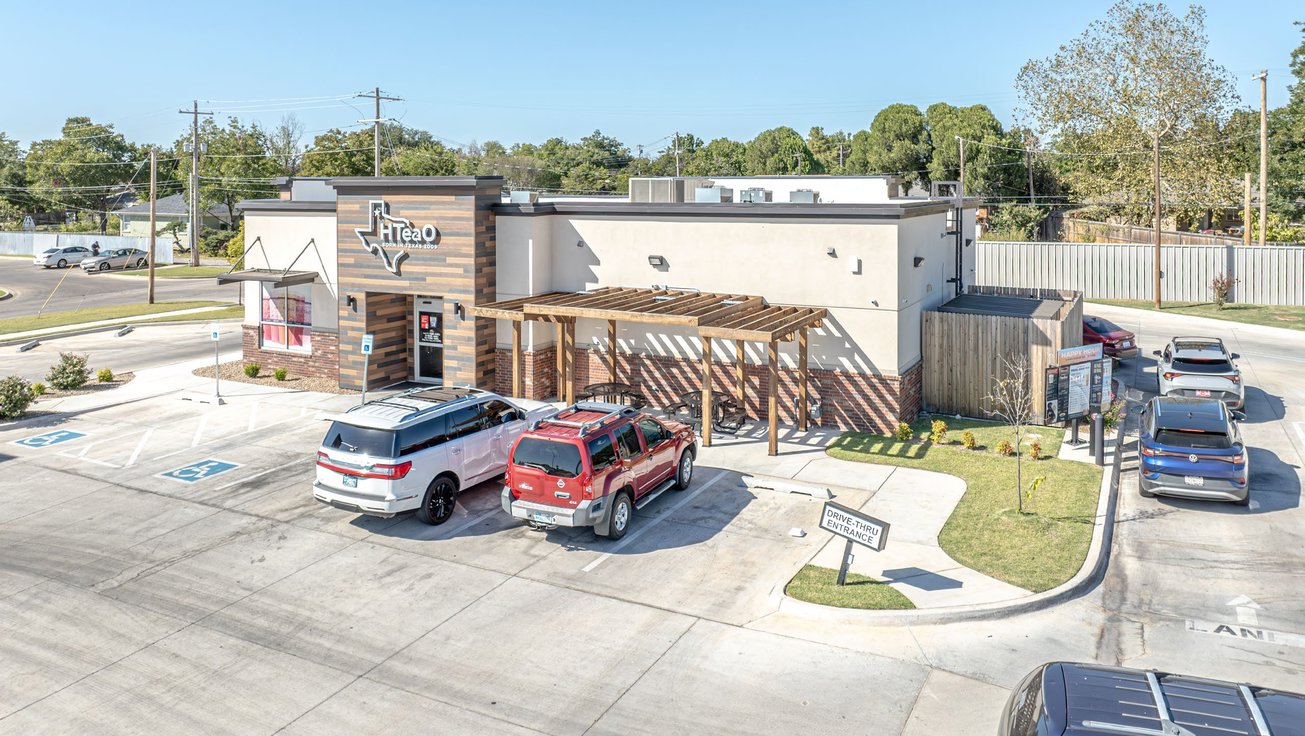 3323 NW Cache Rd Retail