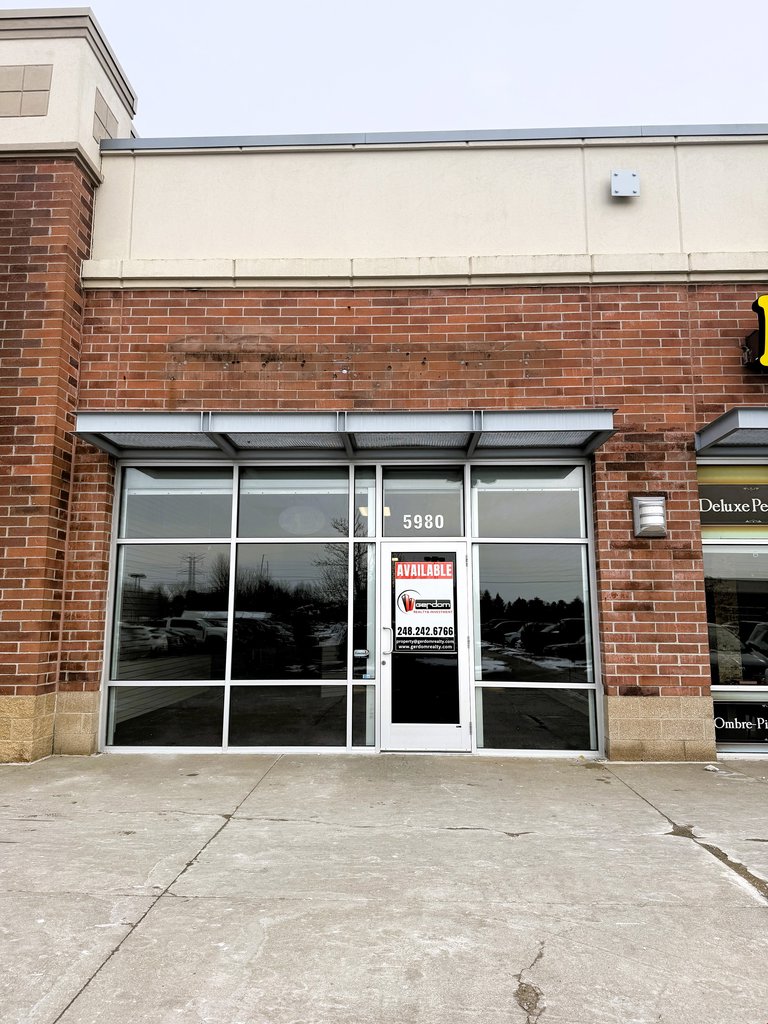 5990 Sashabaw Road, Clarkston, MI, For Lease, Image-3