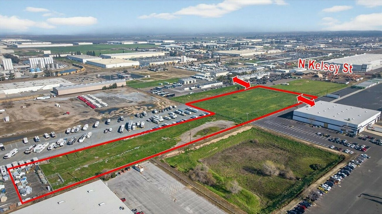 900 N Kelsey Street, Visalia, CA, For Sale, Image-2